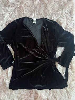 Anne Klein Black Velvet Wrap Top XL